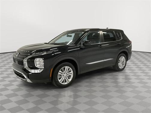 2023 Mitsubishi Outlander ES