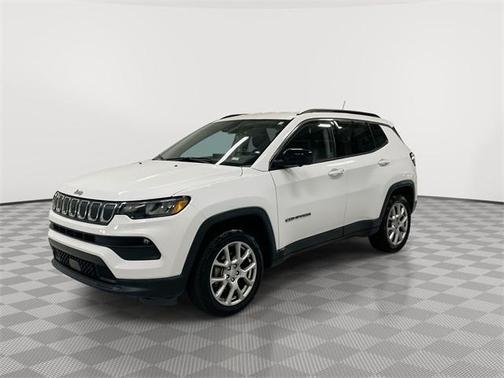 2022 Jeep Compass Latitude Lux