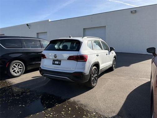 2024 Volkswagen Taos 1.5T S