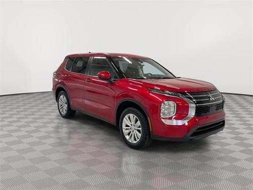 2025 Mitsubishi Outlander ES