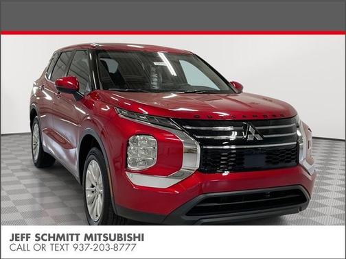 2025 Mitsubishi Outlander ES