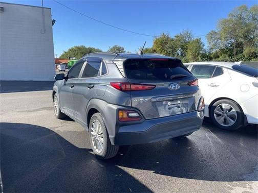 2021 Hyundai KONA SEL