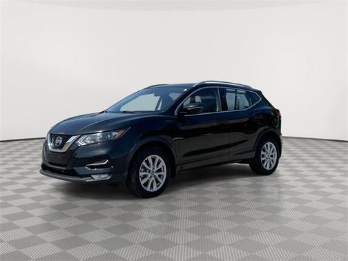 2022 Nissan Rogue Sport SV
