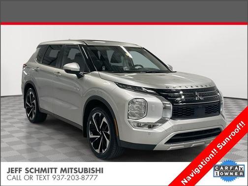 2023 Mitsubishi Outlander PHEV SE