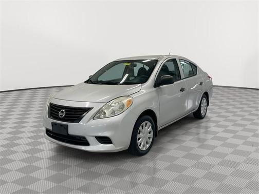 2013 Nissan Versa 1.6 S