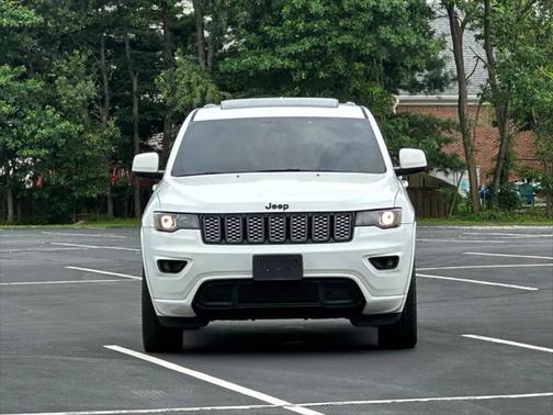 2018 Jeep Grand Cherokee Laredo E