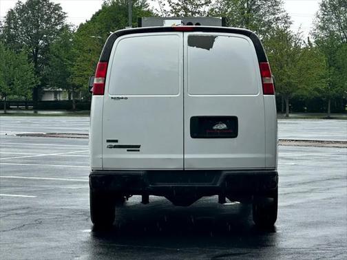2011 Chevrolet Express 2500 Work Van
