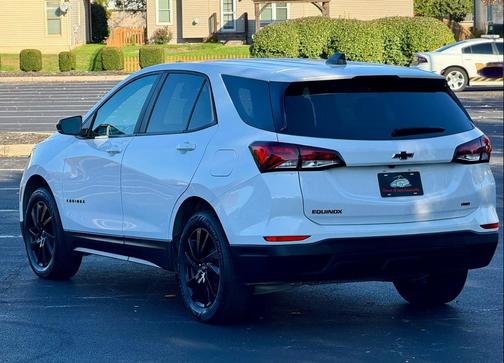 2023 Chevrolet Equinox LS