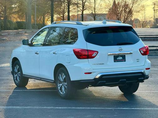 2020 Nissan Pathfinder SV 4WD