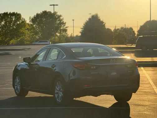 2015 Mazda Mazda6 i Sport
