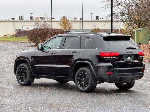 2015 Jeep Grand Cherokee Laredo