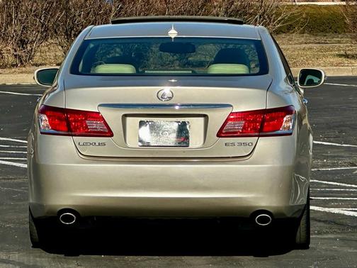 2010 Lexus ES 350 Base