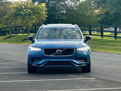 2020 Volvo XC90 T6 R-Design