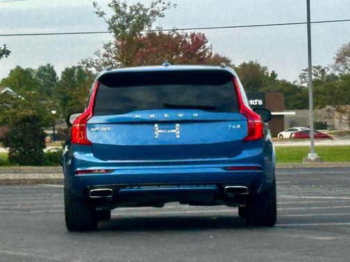 2020 Volvo XC90 T6 R-Design