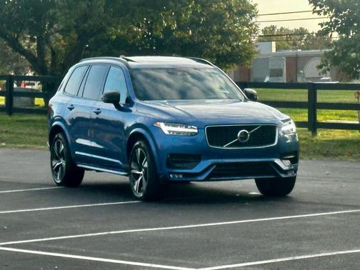 2020 Volvo XC90 T6 R-Design