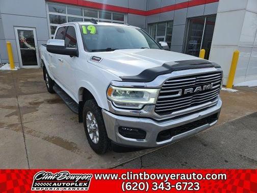 2019 RAM 2500 Laramie Crew Cab 4x4 6'4' Box