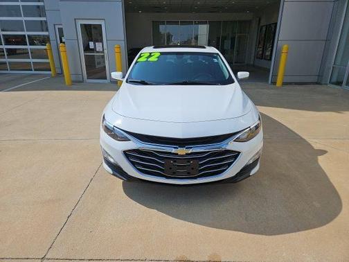 2022 Chevrolet Malibu FWD LT