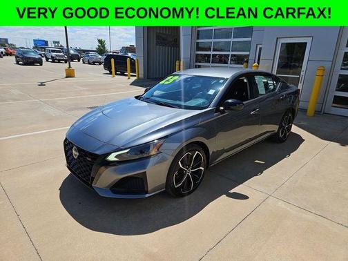 Gun Metallic 2023 Nissan Altima SR Intelligent AWD