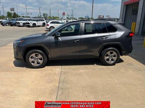 Magnetic Gray Metallic 2022 Toyota RAV4 XLE