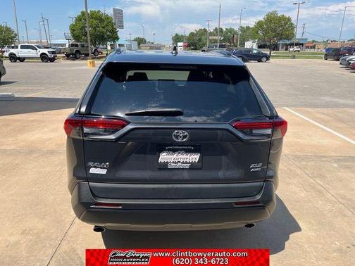 Magnetic Gray Metallic 2022 Toyota RAV4 XLE