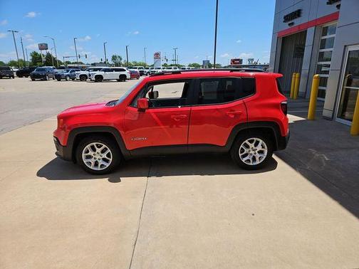 Colorado Red 2016 Jeep Renegade Latitude