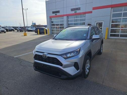 2019 Toyota RAV4 LE