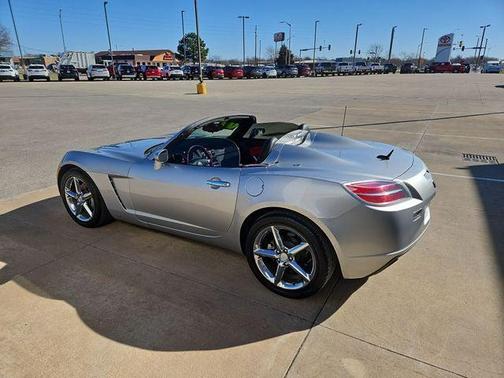 2007 Saturn Sky Red Line