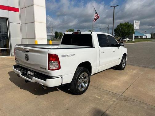Bright White Clearcoat 2022 RAM 1500 Big Horn/Lone Star