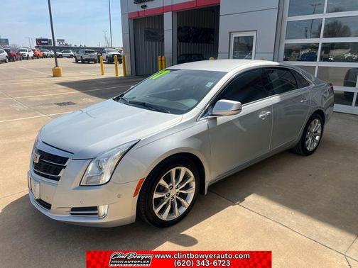 Radiant Silver Metallic 2017 Cadillac XTS Luxury