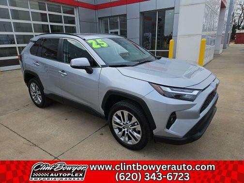 2025 Toyota RAV4 XLE Premium