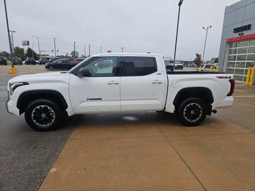 2023 Toyota Tundra SR5