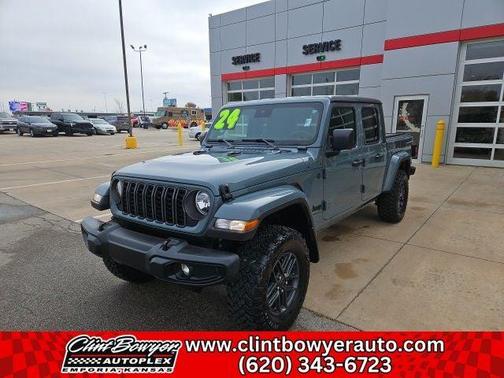 2024 Jeep Gladiator Sport S