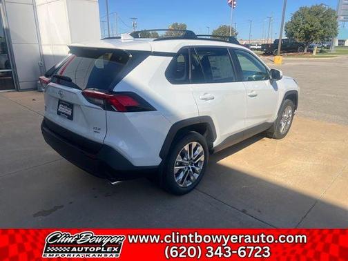 2025 Toyota RAV4 XLE Premium