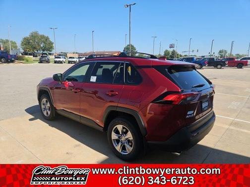 2025 Toyota RAV4 Hybrid LE