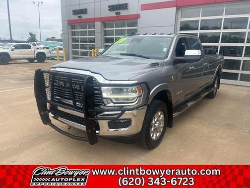 2020 RAM 2500 Laramie Crew Cab 4X4 8' Box