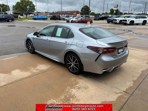 Celestial Silver Metallic 2023 Toyota Camry SE