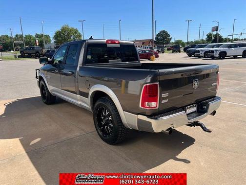 Granite Crystal Metallic Clearcoat 2015 RAM 1500 Laramie