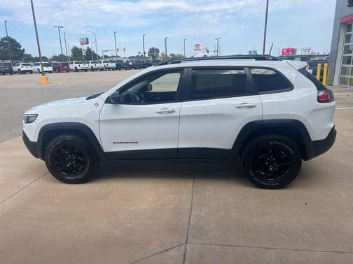 2022 Jeep Cherokee Trailhawk