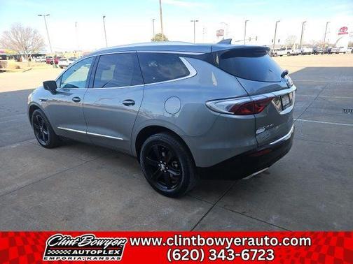 2024 Buick Enclave Essence FWD