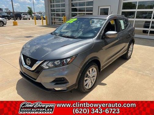 2022 Nissan Rogue Sport SV