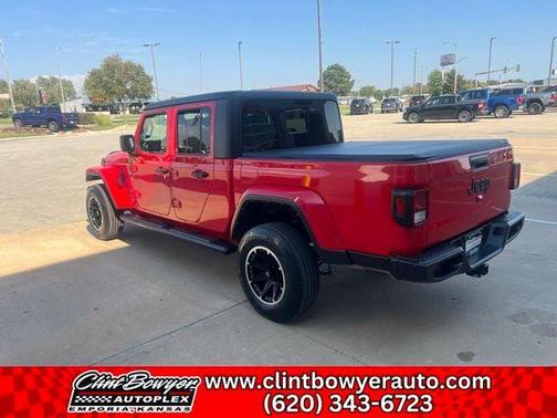 2022 Jeep Gladiator Sport S