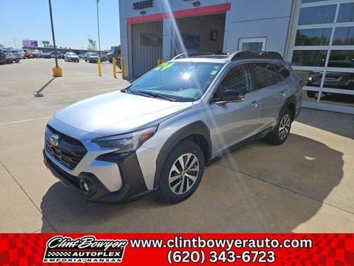 Ice Silver Metallic 2024 Subaru Outback Premium