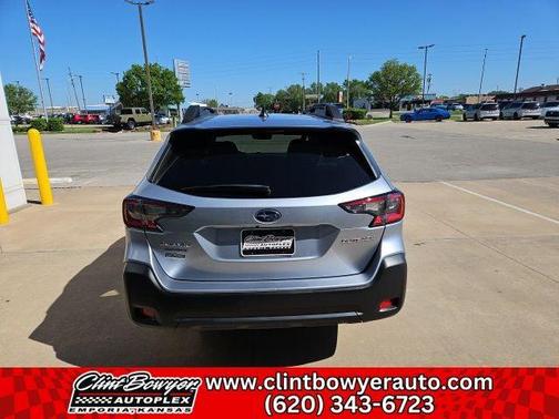 Ice Silver Metallic 2024 Subaru Outback Premium