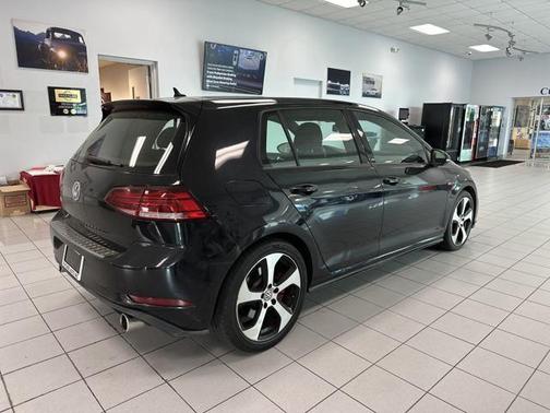 2019 Volkswagen Golf GTI 2.0T S 4-Door