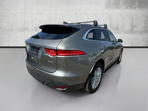 2018 Jaguar F-PACE 35t Prestige