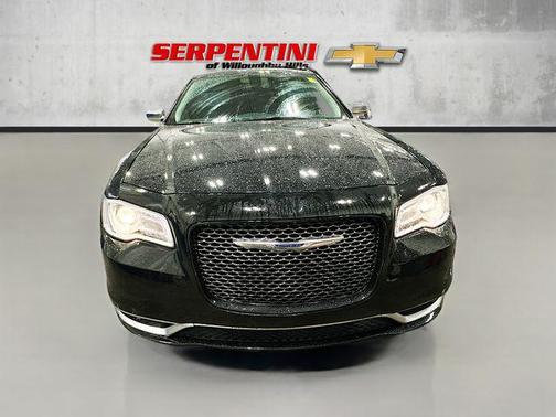 2019 Chrysler 300 Touring