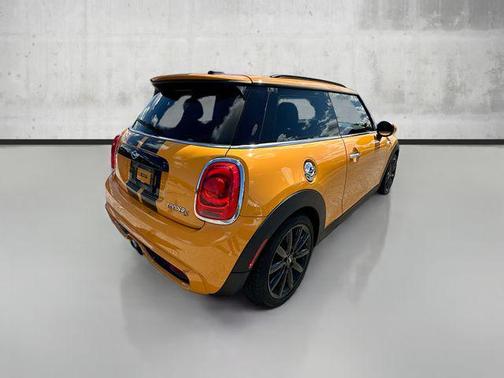 2016 MINI Hardtop Cooper S