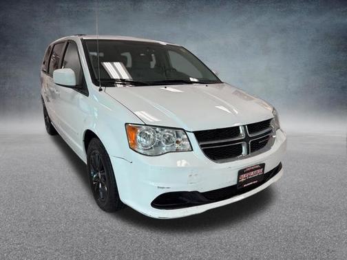 Bright White Clearcoat 2015 Dodge Grand Caravan SXT