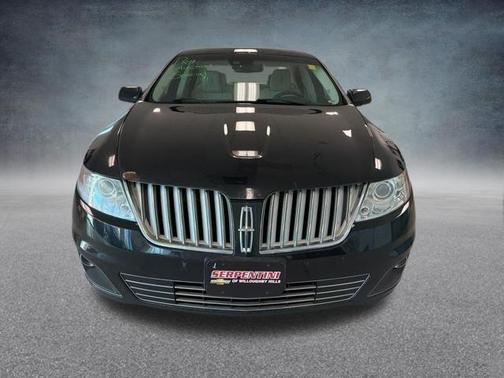 2010 Lincoln MKS Base