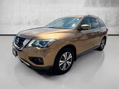 2017 Nissan Pathfinder SL